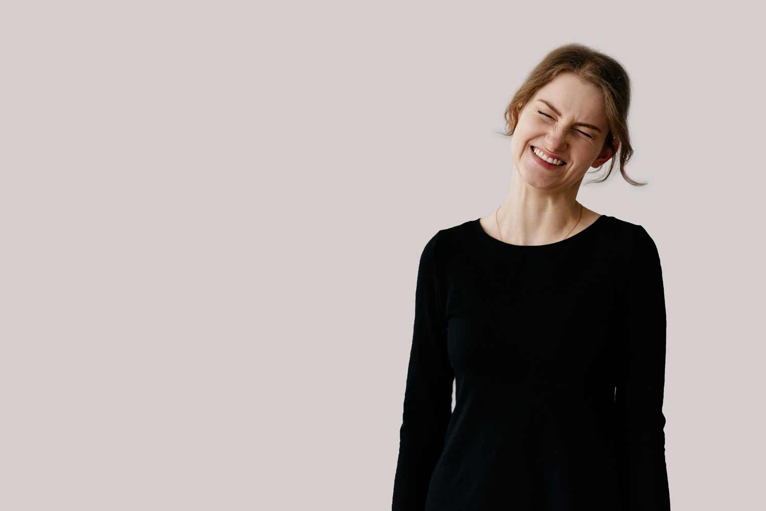 Julia Dzwończyk, autorka kursów szycia online